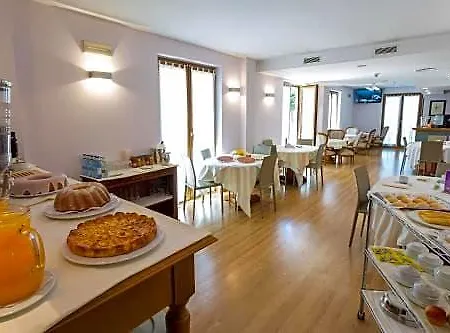 Hotell Ayre Alfonso Ii 4*