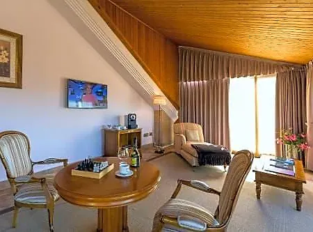 Hotell Ayre Alfonso Ii 4*