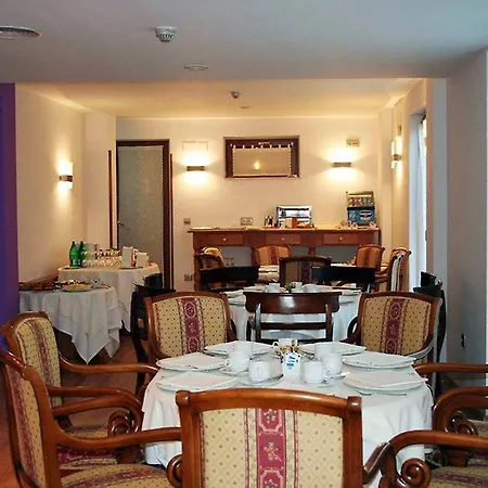 Otel Ayre Alfonso Ii Oviedo