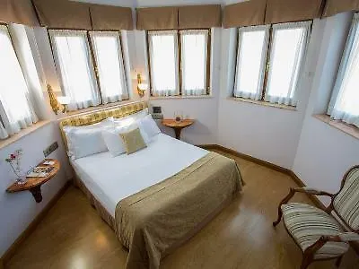 Otel Ayre Alfonso Ii Oviedo