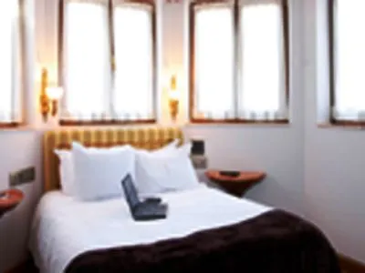 Ayre Alfonso Ii Hotel 4*